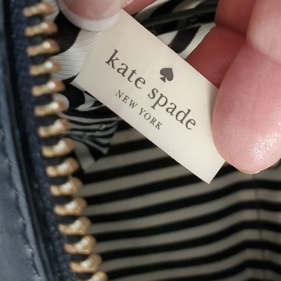 Kate Spade Black Cow Hide Leather Crossbody/Satchel Purse Classic Look Medium - Picture 8 of 8